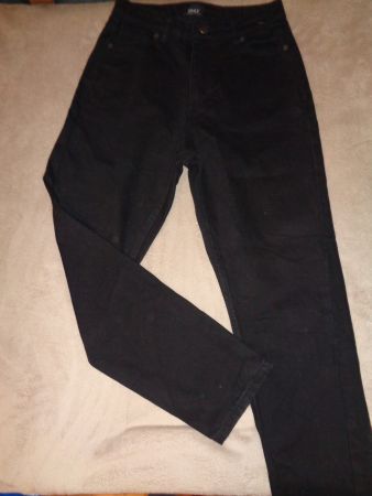 Damen Jeans ONLY schwarz Grösse 27/30 guter Zustand!