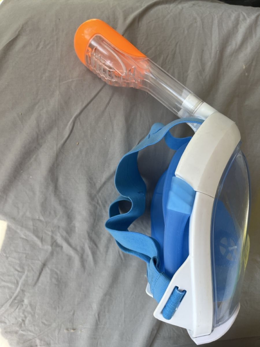 Pinne, Maschere & Boccagli: Masque de snorkeling Tribord blanc bleu utilisé – Usato da Cornaux NE venduto da mcsm 1