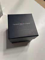 Tommy Hilfiger Damenuhr rosé gold Edelstahl neuwertig
