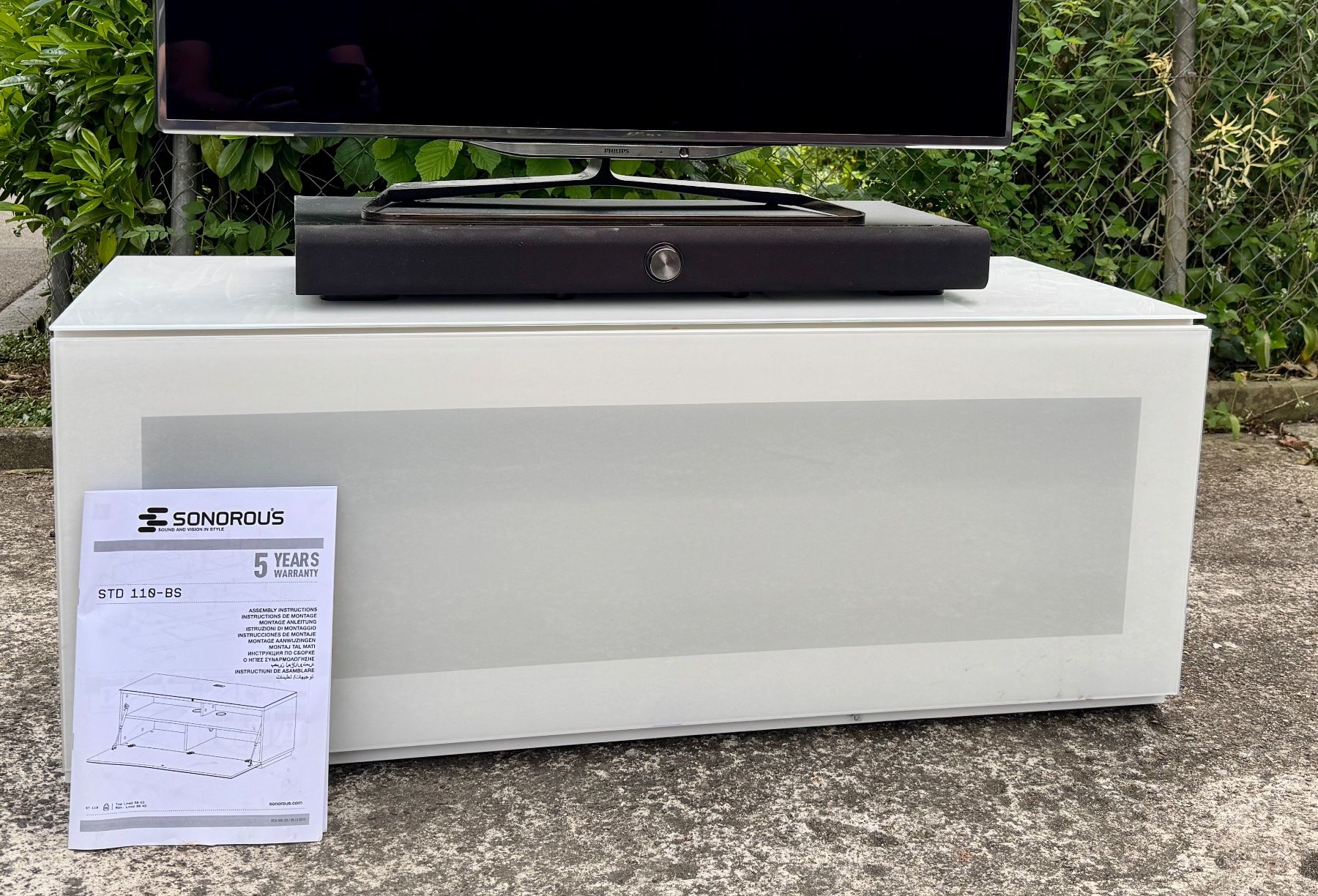 Cassettiere: Fernseher - Möbel – Usato da Bottmingen venduto da Glaro