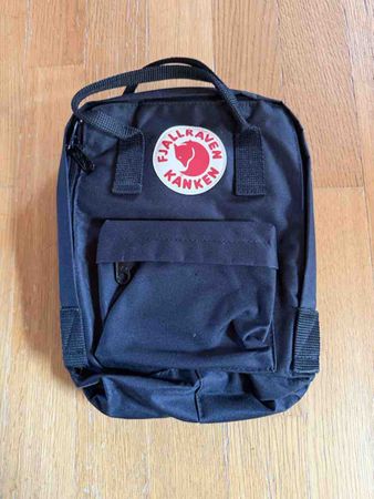 Fjallraven Kanken Backpack Black New 30x22cm