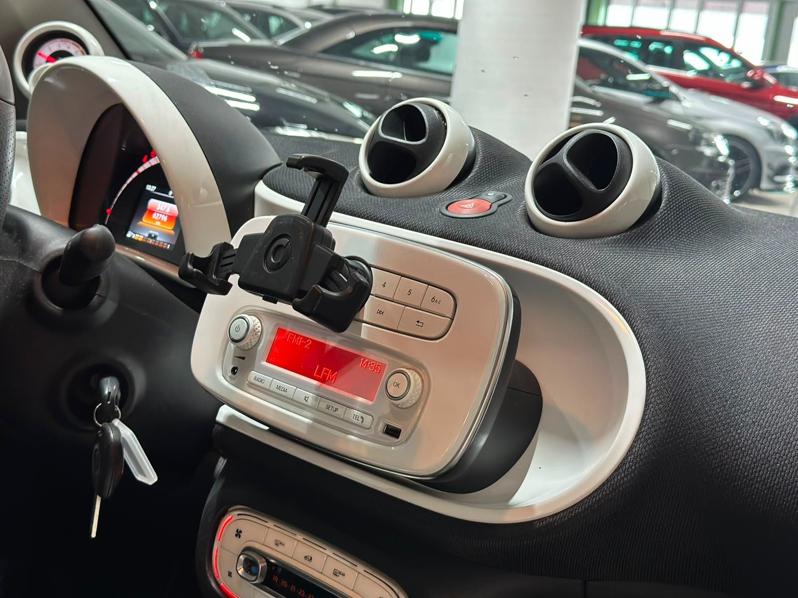 Smart Autos: SMART fortwo – Gebraucht aus Aclens von sobacopeludo 5