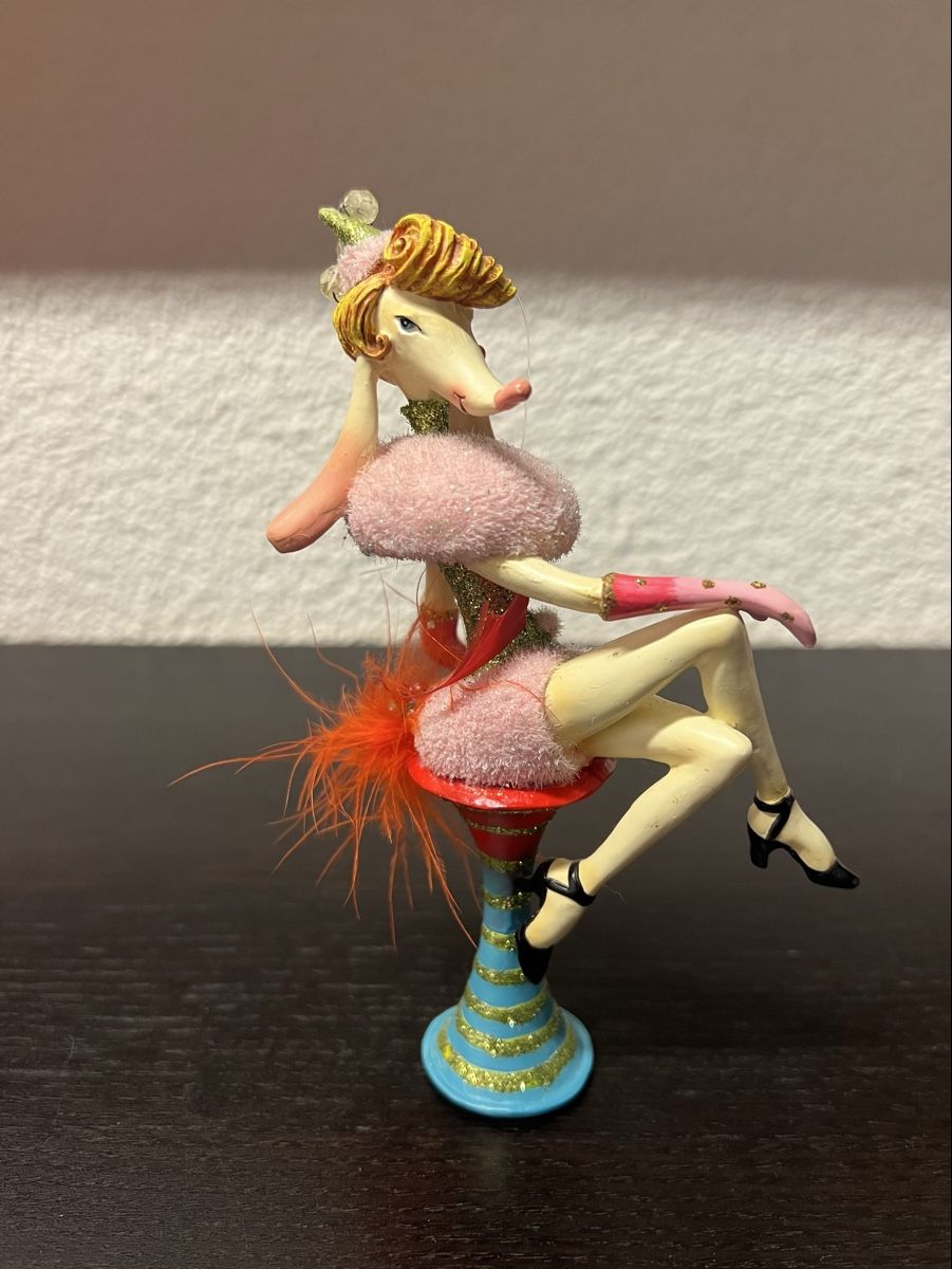Statuette: Pinup Hund Figur Deko – Usato da Zürich venduto da rigani