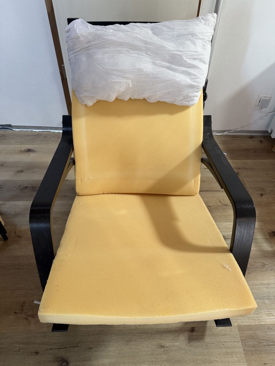 Ikea Sedie: Chaise à bascule IKEA Pöang noire – Usato da Nuvilly venduto da ste_yrz9 1