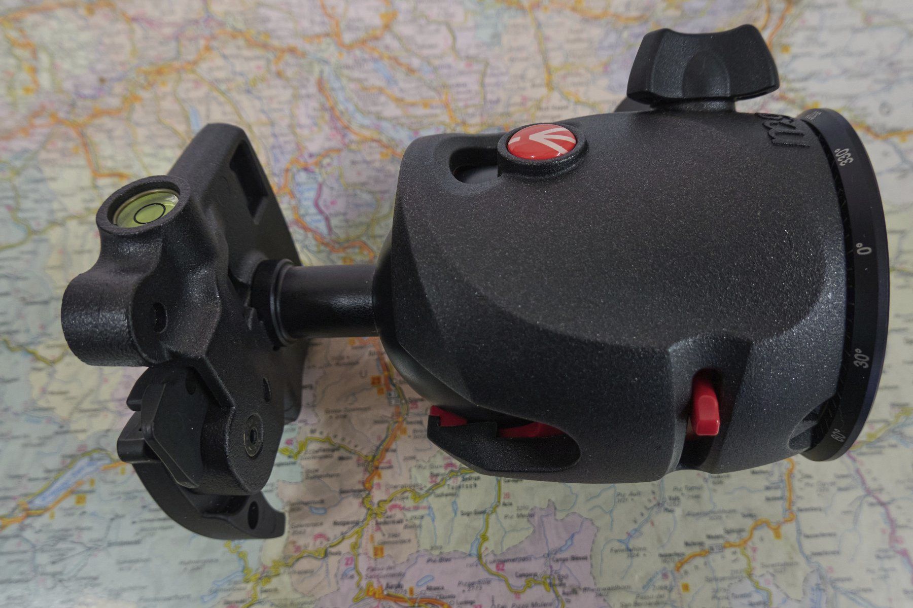 Manfrotto Treppiedi & Teste: Manfrotto MH055M0-Q2 Stativkopf – Usato da Ipsach venduto da NormanR 1