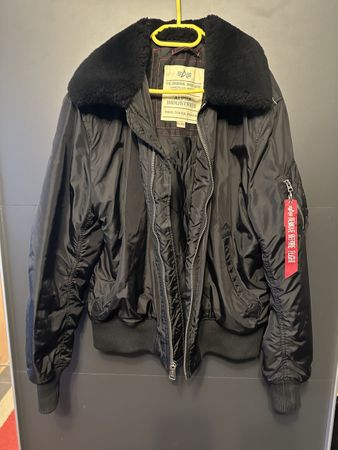 Alpha Industries Bomberjacke schwarz mit Fellkragen – 3XL
