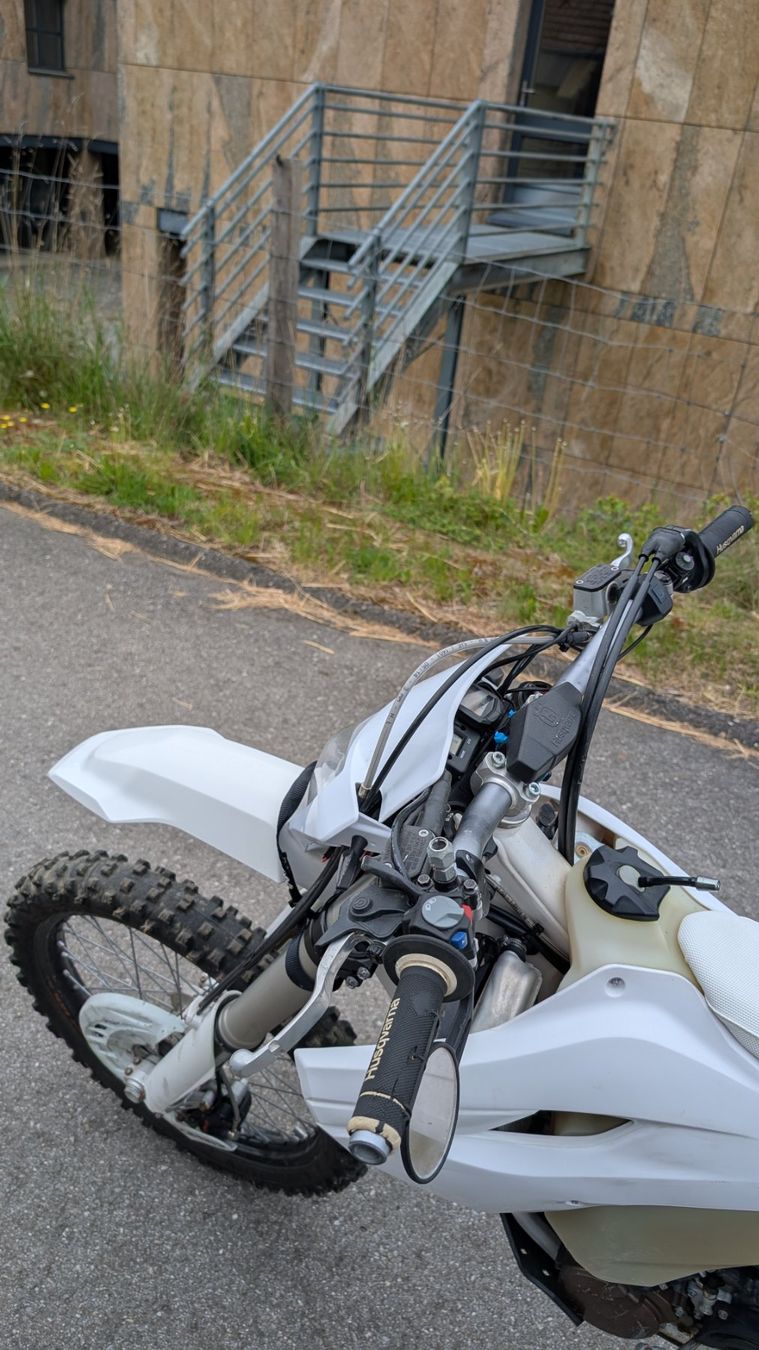 Husqvarna Enduro: Husqvarna FE 450 Jg. 2014 mit 100h – Usato da Tafers venduto da sim_ls79 3
