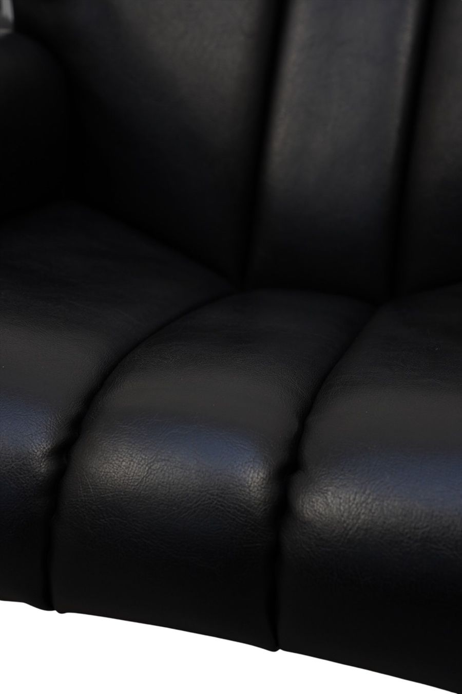 Eichenberger Poltrone: Fauteuil en cuir de Hans Eichenberger – Usato da Bulle venduto da ABELiAM 8