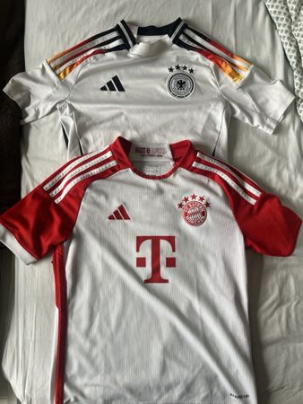 Original Trikots Bayern (152) und Deutschland (140)