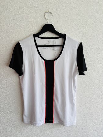 Limited Sports Tennis-Shirt, Grösse 40/NEU