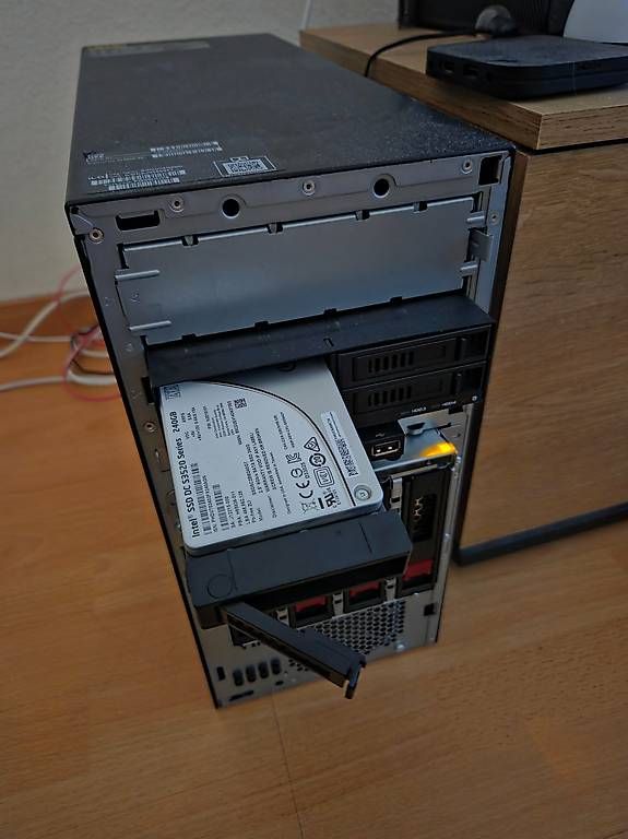Server: HP Proliant ML30 G10 Server, 32gb, 16tb – Usato da Carouge GE venduto da EdoLiver 2