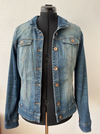 Jeansjacke Grösse 42