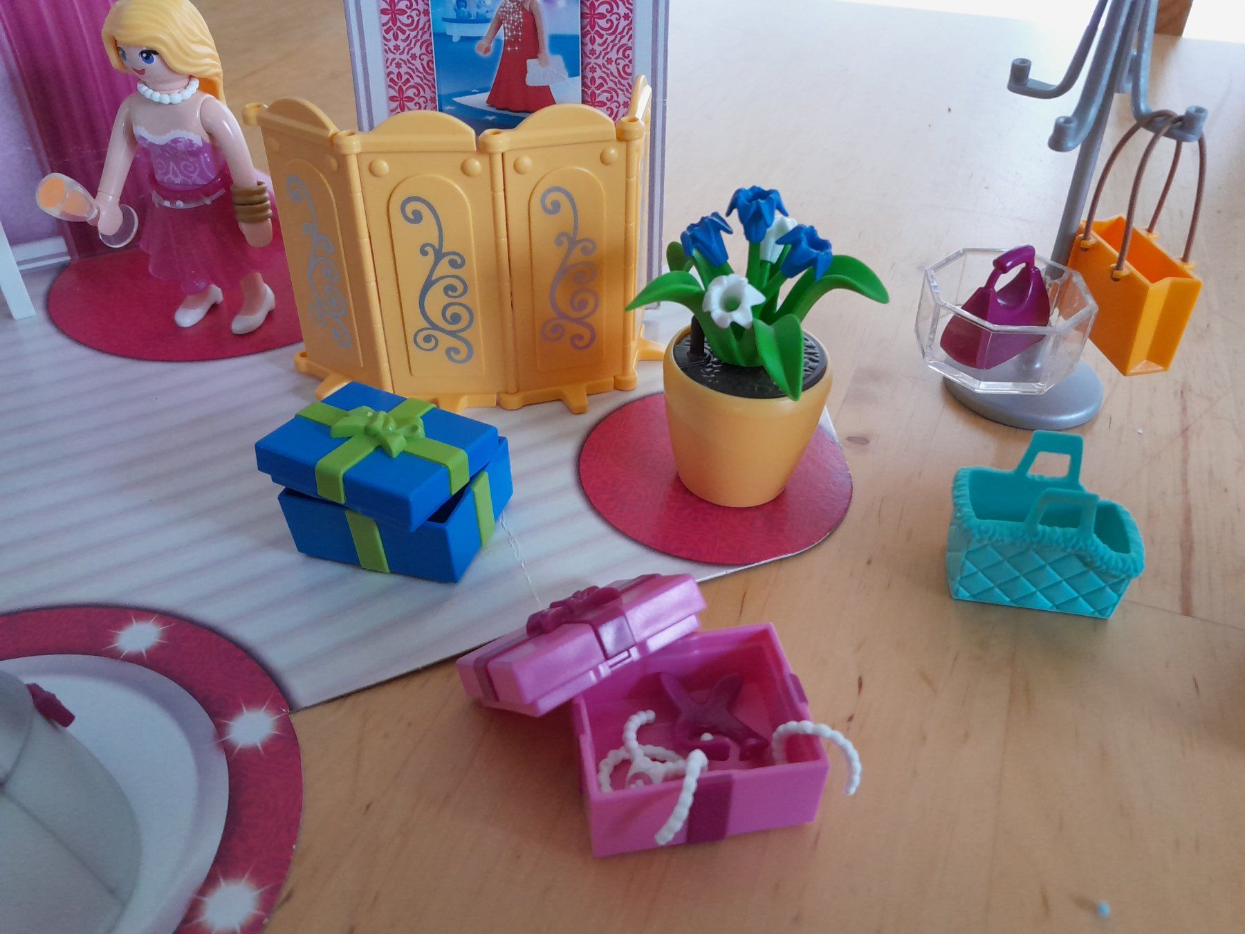 Playmobil Spielzeuge: Playmobil Boutique de Noël – Gebraucht aus Grolley von Montana78 1