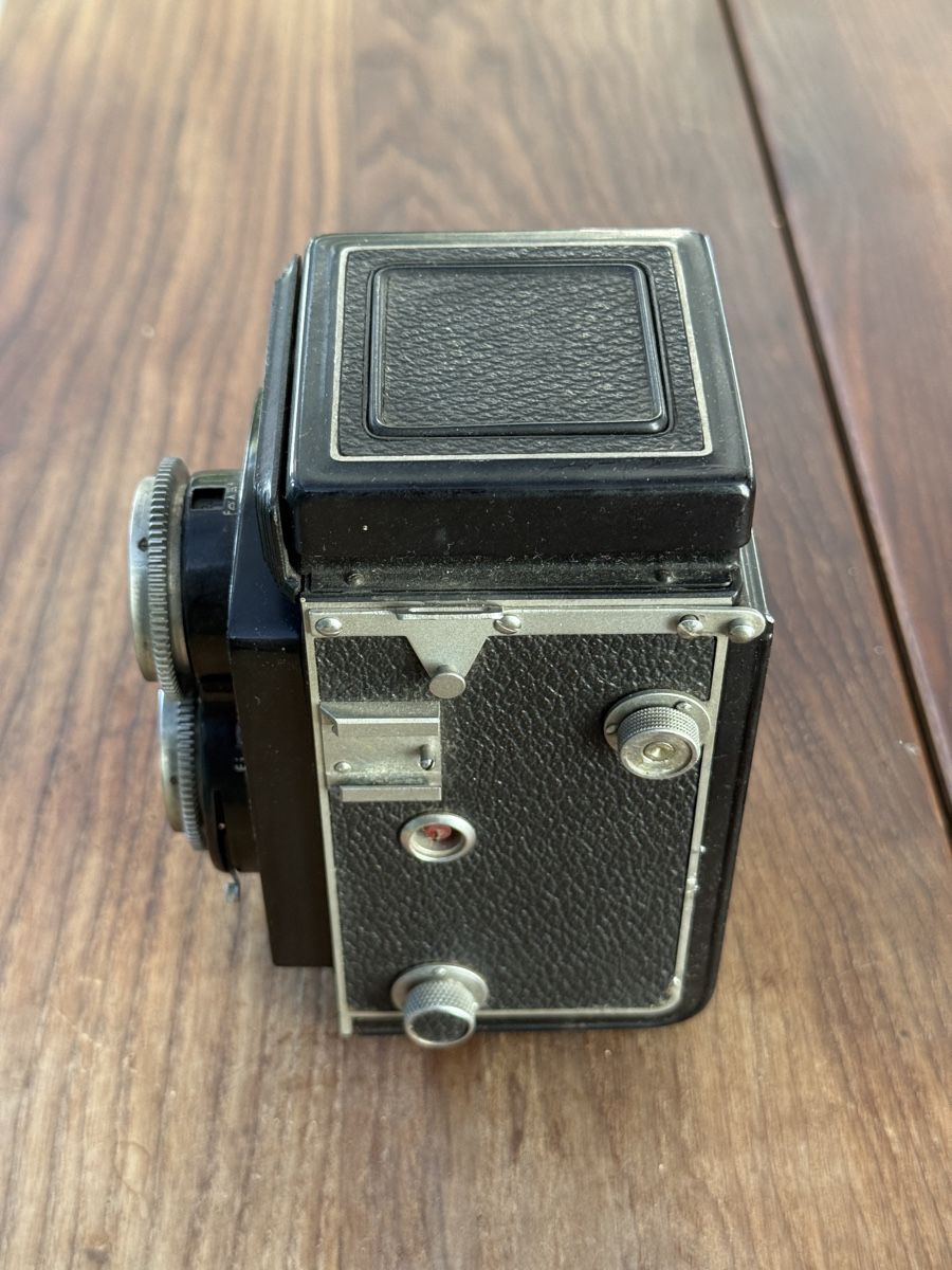 Fotocamera: Veriflex TLR Medium Format Camera - Rare 1950s Japanese – Usato da Commugny venduto da semamonfrinoli 3