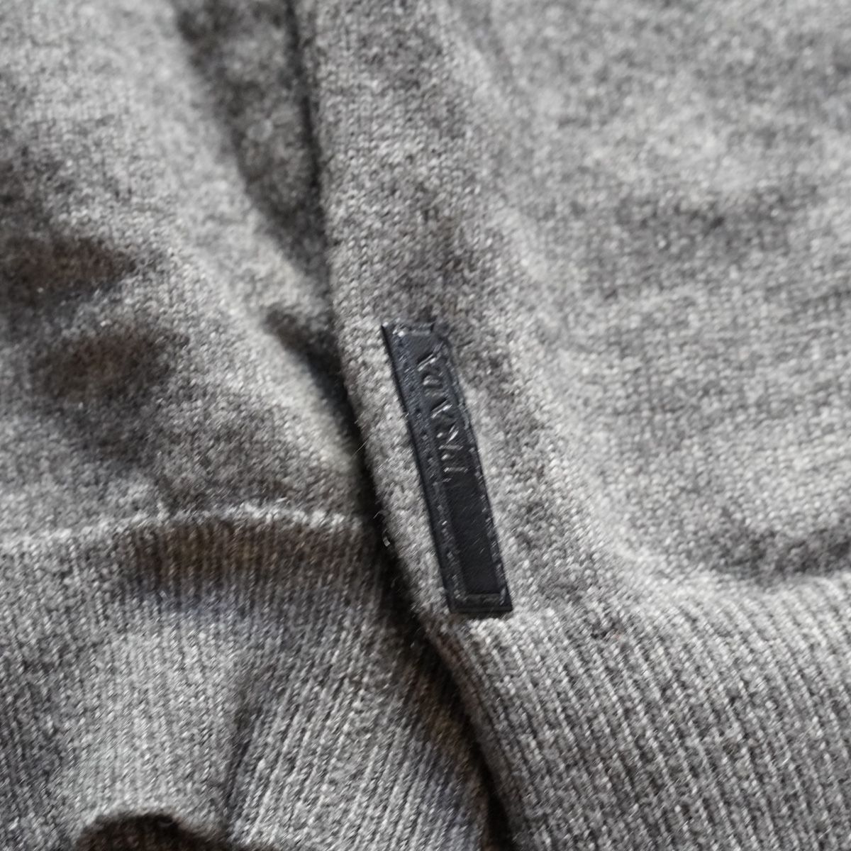 Prada Pullover & Sweatshirts: Prada Pullover aus 100 % Kaschmir – Grau – Gr. 50 – Neu (gemäss Beschreibung) aus Embrach von bernadiebernada 2