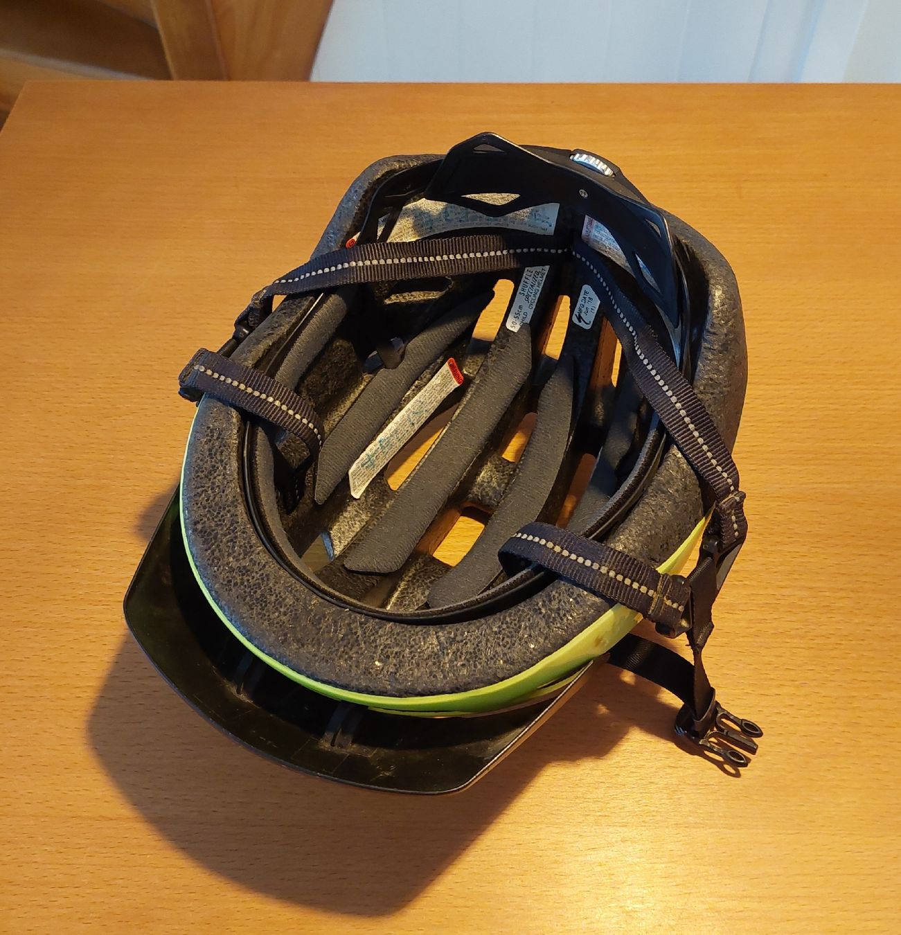Specialized Helme: Kinder Velo-Helm Gr. 50-55 – Gebraucht aus Basel von ichwillsteigern 3