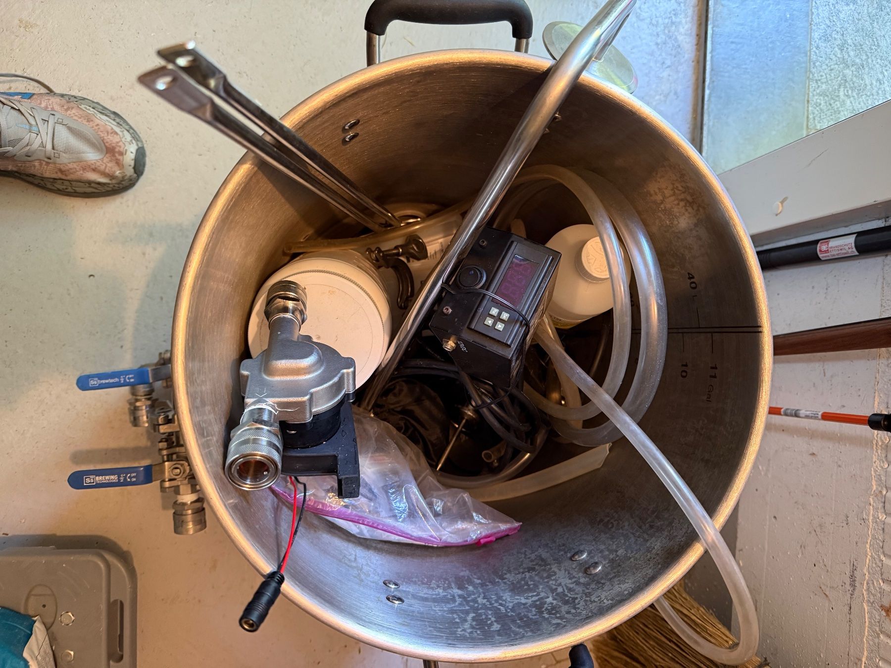 Elettrodomestici da cucina: Professionelles Heimbrauen!  komplettes SS Brewtech-Kit – Usato da Erlenbach ZH venduto da jw__2pc2 1