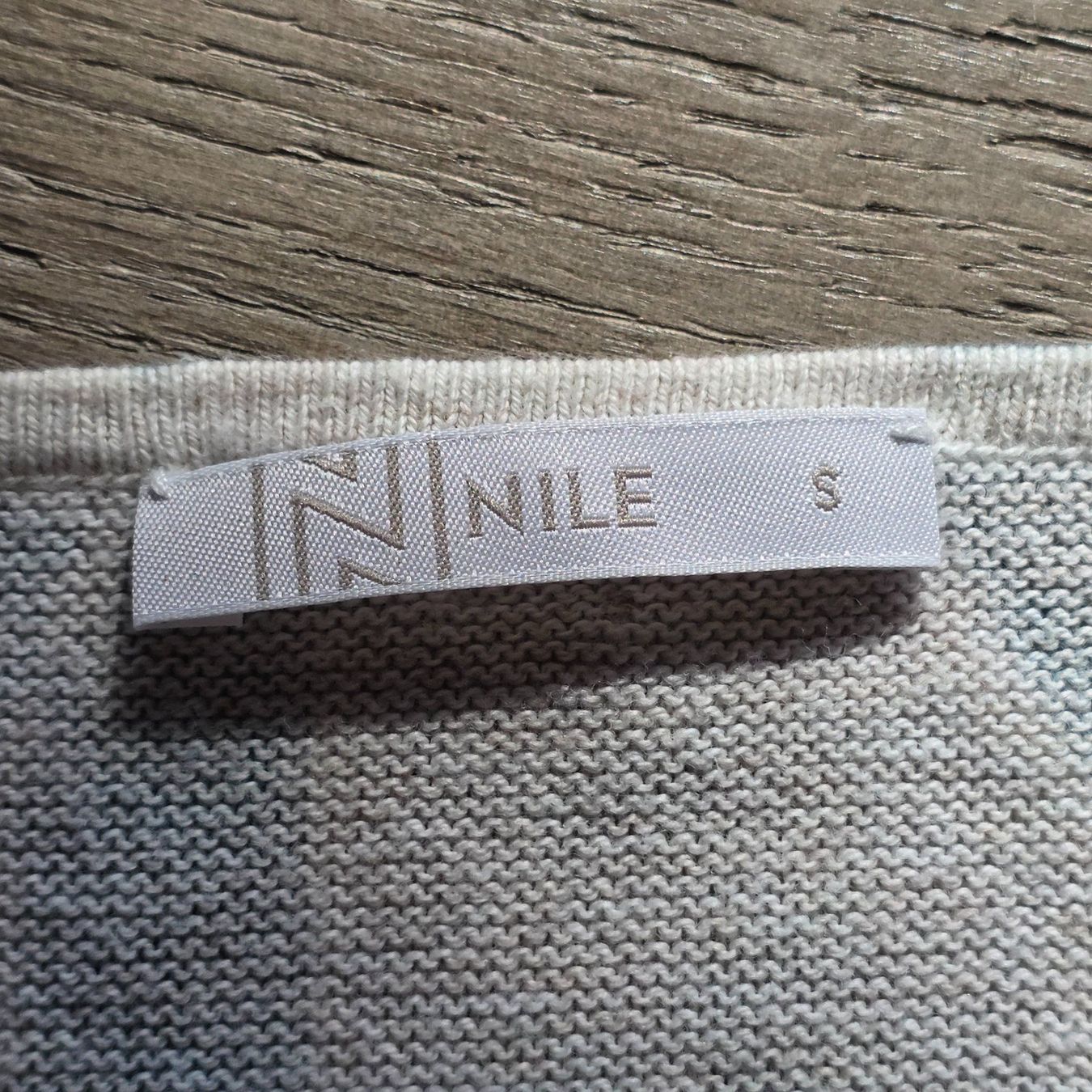 Nile Maglioni & Felpe: 🐸 NILE PULLOVER S BLÄTTER MUSTER 100% BAUMWOLLE – Usato da Môtier (Vully) venduto da Frogs 7