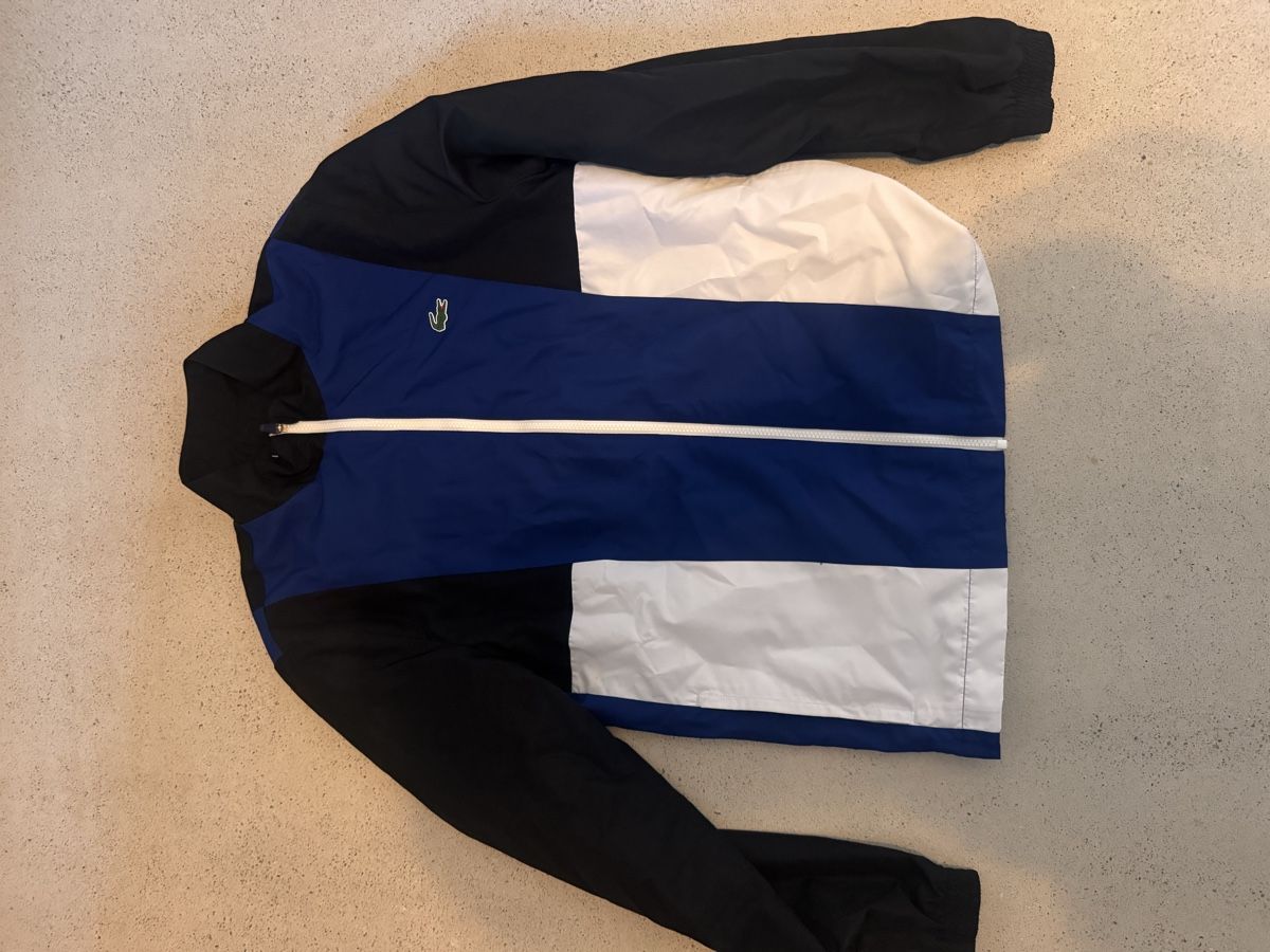 Lacoste Jacken: Lacoste Jacke – Neu (gemäss Beschreibung) aus Zürich von rit_hm8d