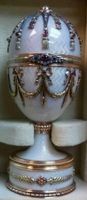 14 Karat Gold weisses russisches Prunk-Ei Stil Karl Fabergé