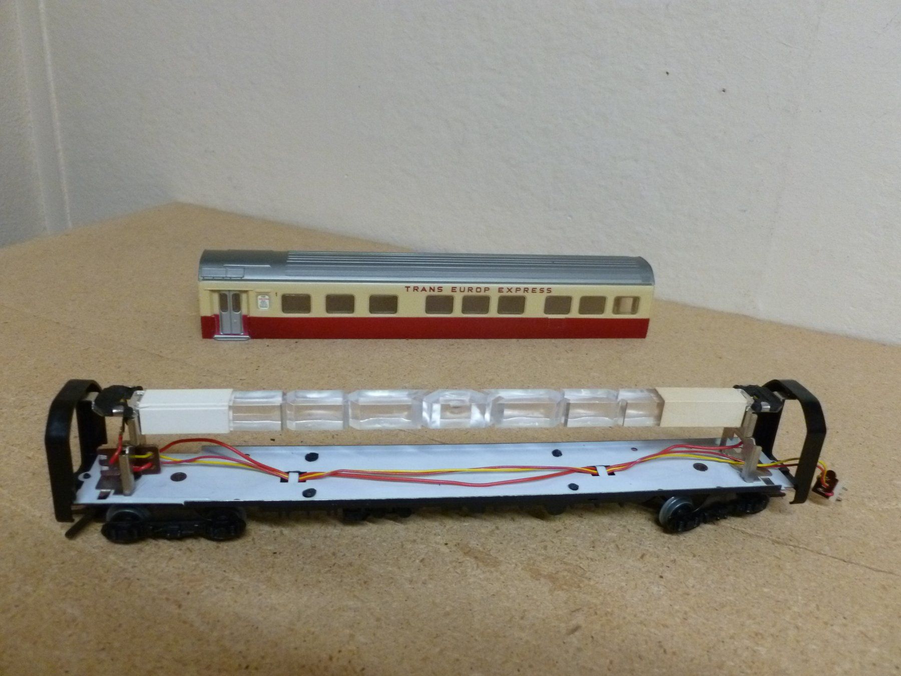 Märklin Modellini di ferrovie: TEE mit Innenbeleuchtung, selten – Usato da Oberbipp venduto da Vifu 8