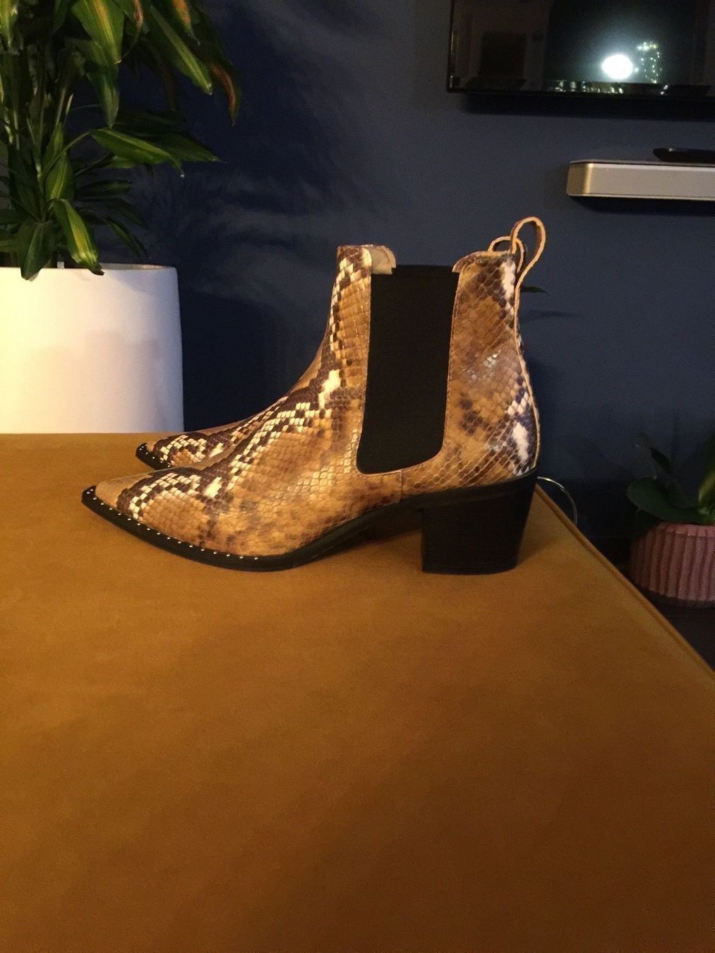Chaussures femmes: CHELSEA/ LEDERBOOTS – Neuf (Voir description) à Zürich par STYLEHAUS 5