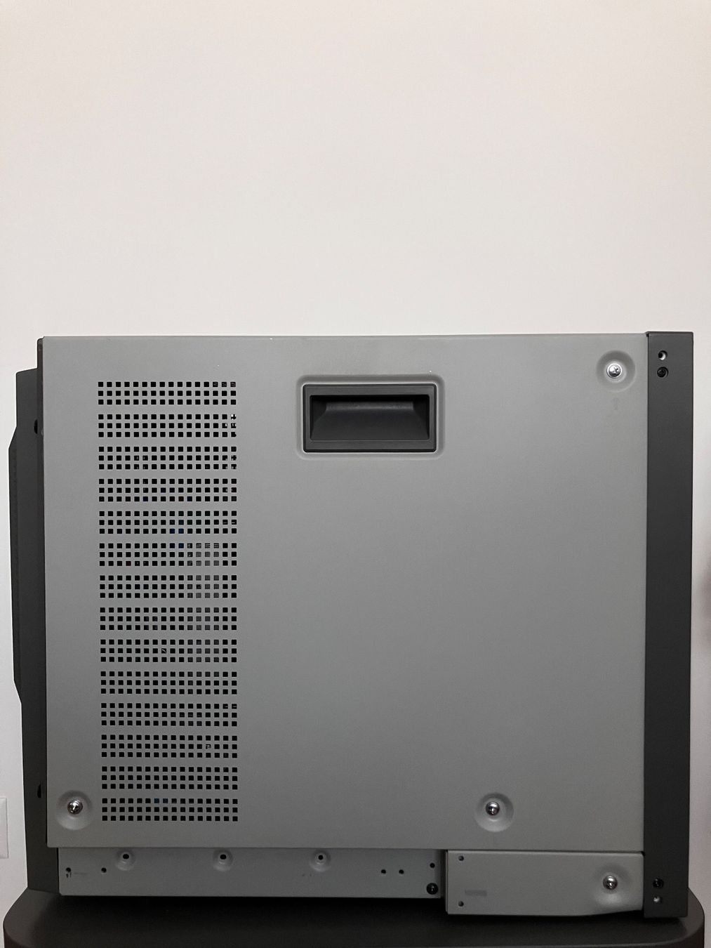 Sony Televisori: Sony Pvm 20L4 – Difettoso da Genève venduto da est_msm8 1