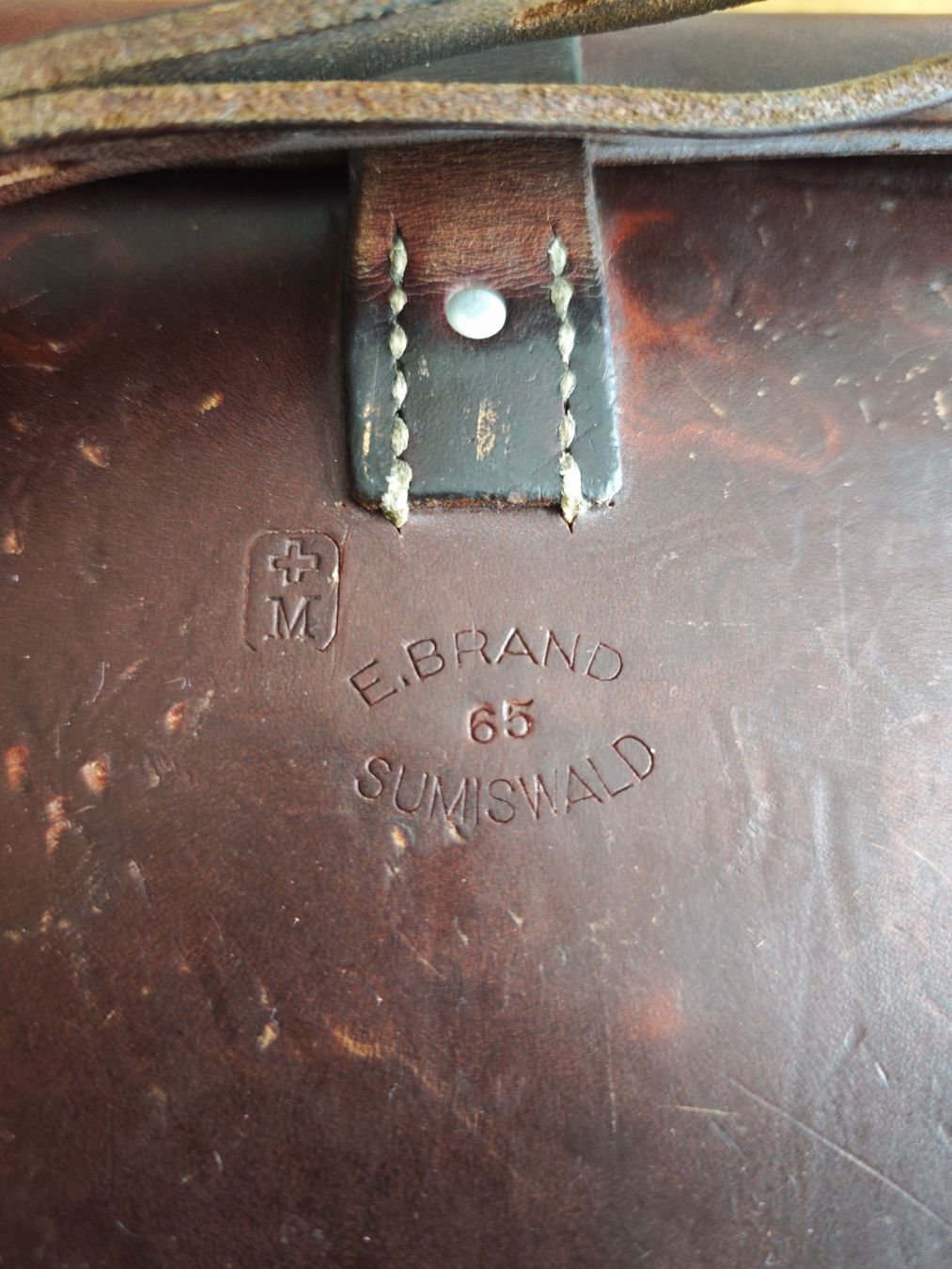 Armée suisse Sacs: Original Schweizer Militärtasche aus Leder, E.Brand 65 – D'occasion à Gunzgen par 0Aurin0 1