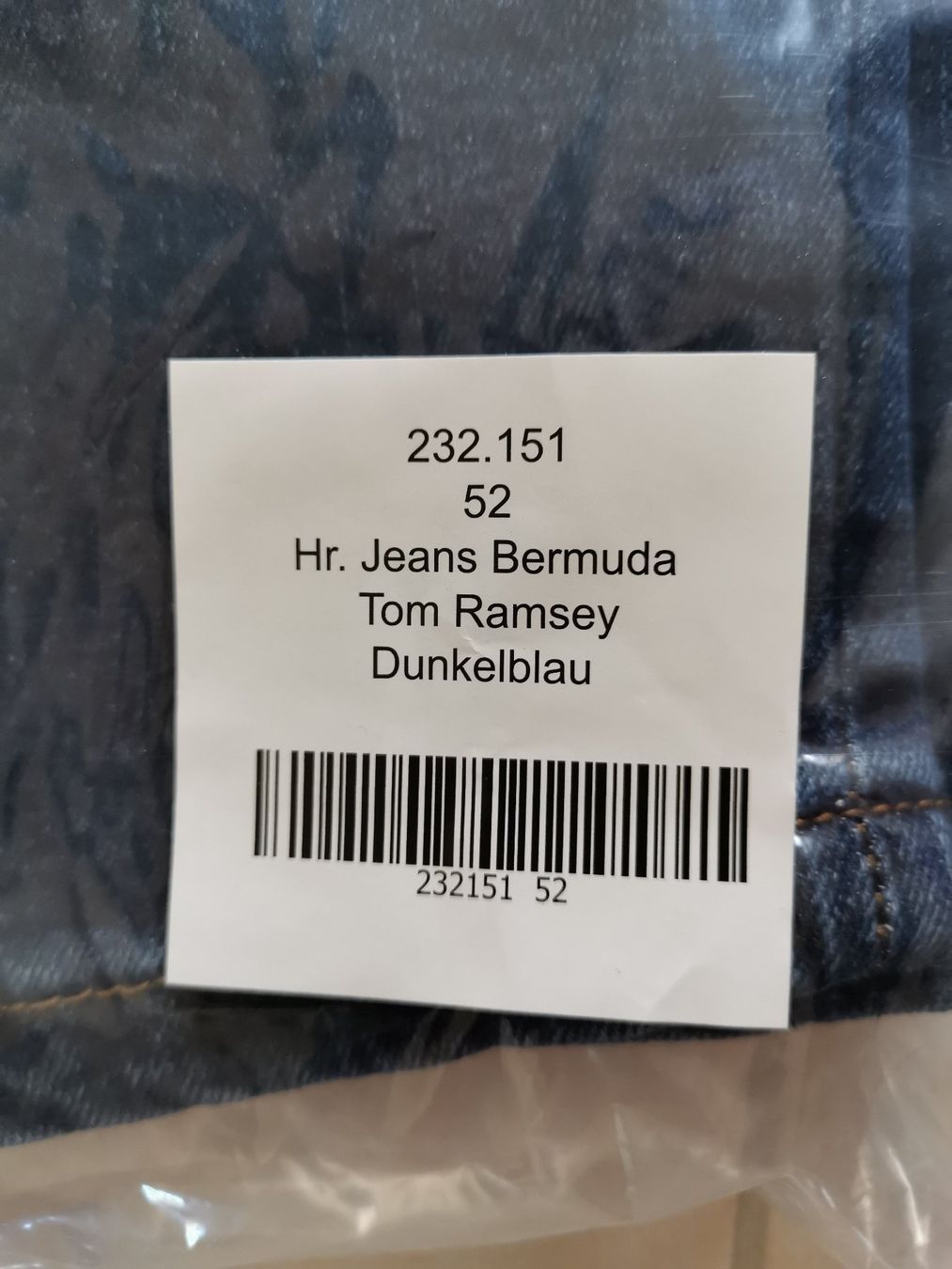 Jeans: Herren Jeans Bermuda Gr. 52 – Neu und originalverpackt aus Dornach von Hei50 3
