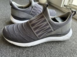 Hoka One One Hupana Slip on femme taille 40.5 gris