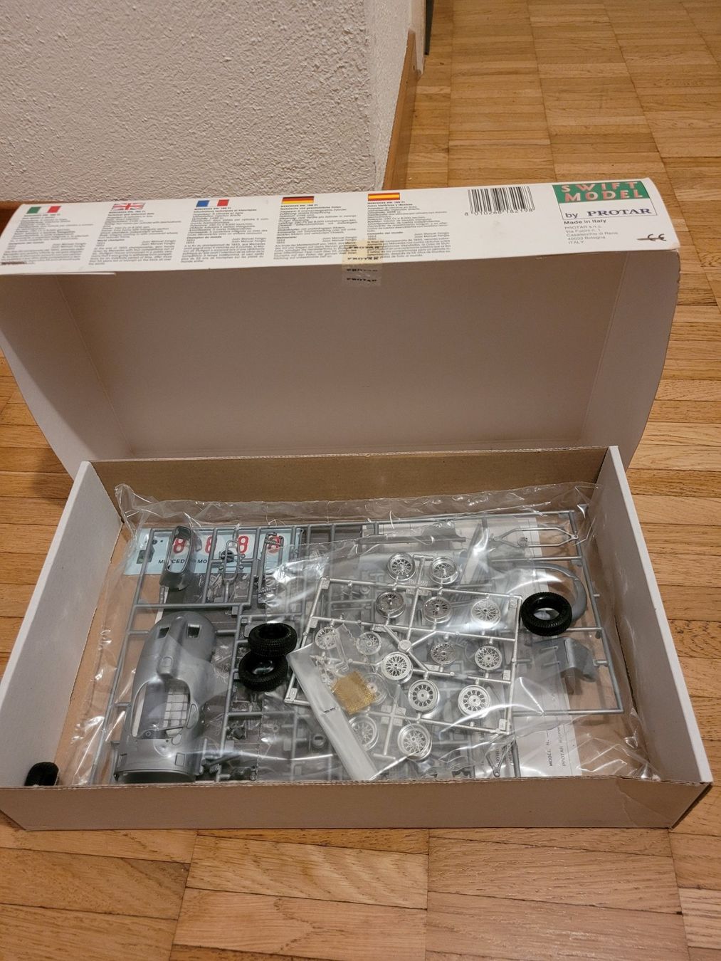 Mercedes-Benz Modellautos: Bausatz Modelauto – Neu (gemäss Beschreibung) aus Steckborn von bee_76v9 1
