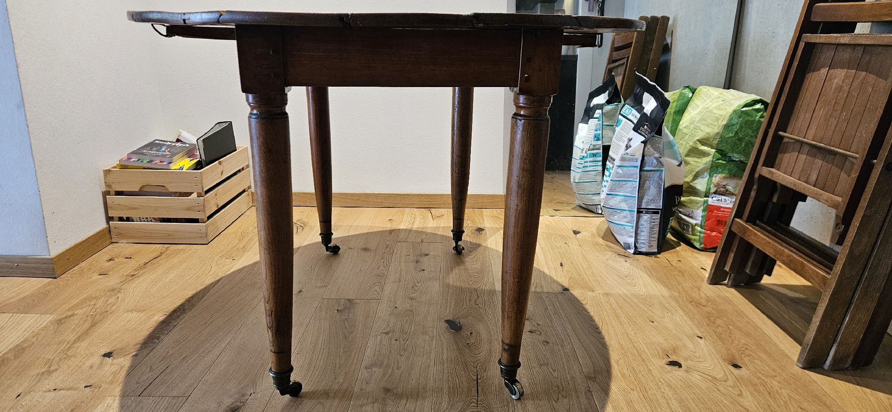 Tische: table ronde – Gebraucht aus Charmey (Gruyère) von Benjo26 1