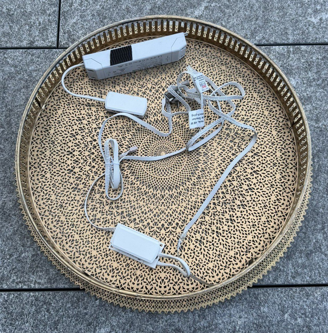 Lampade: Wand- oder Deckenleuchte Messing Zierde mit LED-Beleuchtung – Usato da Diessenhofen venduto da Uyeda