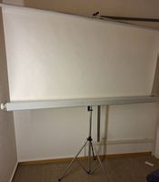 Projektionsleinwand Stativleinwand manuell rollbar