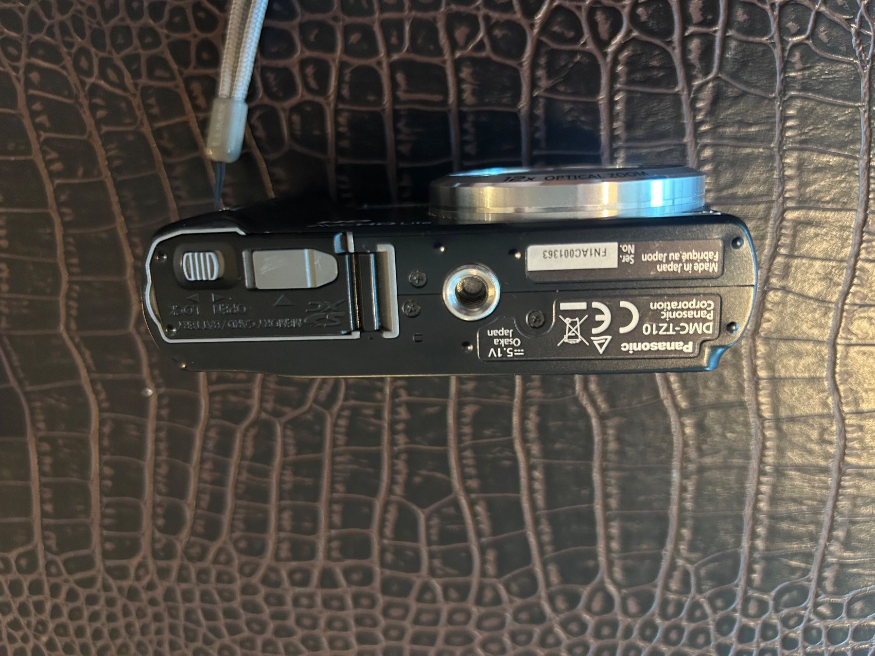 Panasonic Fotocamera: Panasonic Lumix Digitalkamera HD AVCHD Lite schwarz – Usato da Pfäffikon SZ venduto da andi_dru 4