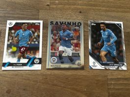 3 Topps Fussball-Cards mit Spielern von Manchester City