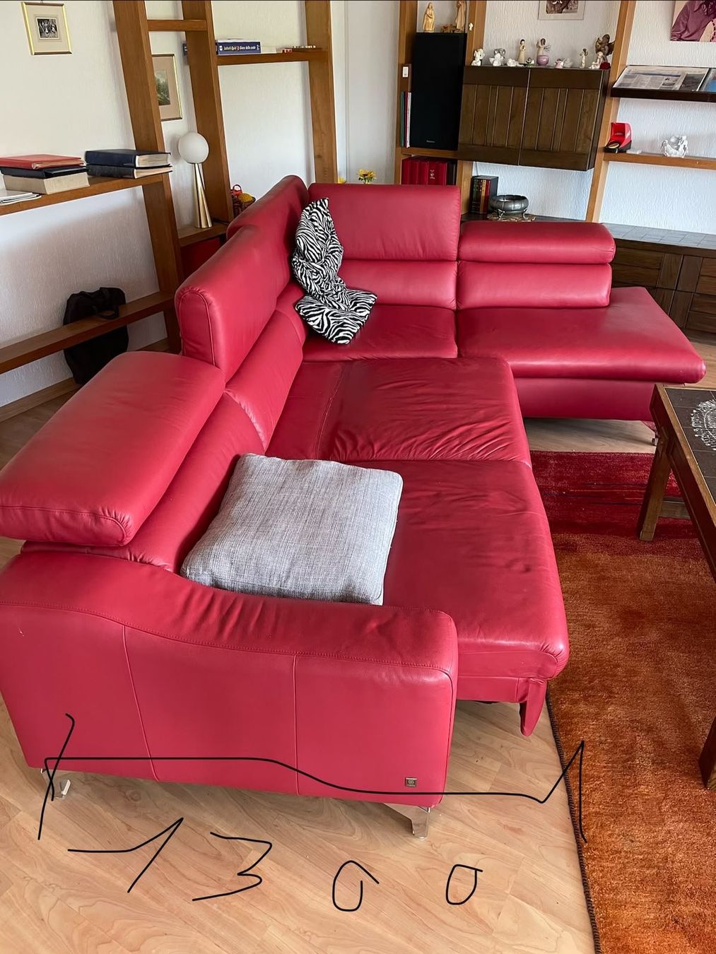 Sofas: Ecksofa Leder Rot guter Zustand – D'occasion à Einsiedeln par toni3241