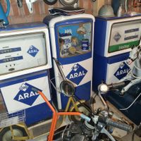 Aral Tankstelle, 2 Säulen, 1 Ölbar, 1 Email Schild