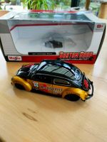 Maisto VW Beetle Custom Shop Modellauto 1:24 Sammlerststück!