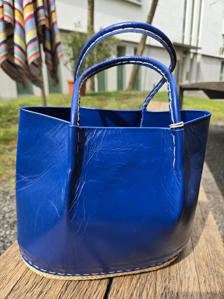 Borse da donna: Korb: Korbtasche Leder royalblau-ANGEBOT – Nuovo (secondo la descrizione) da Romanshorn venduto da Rachacha 1