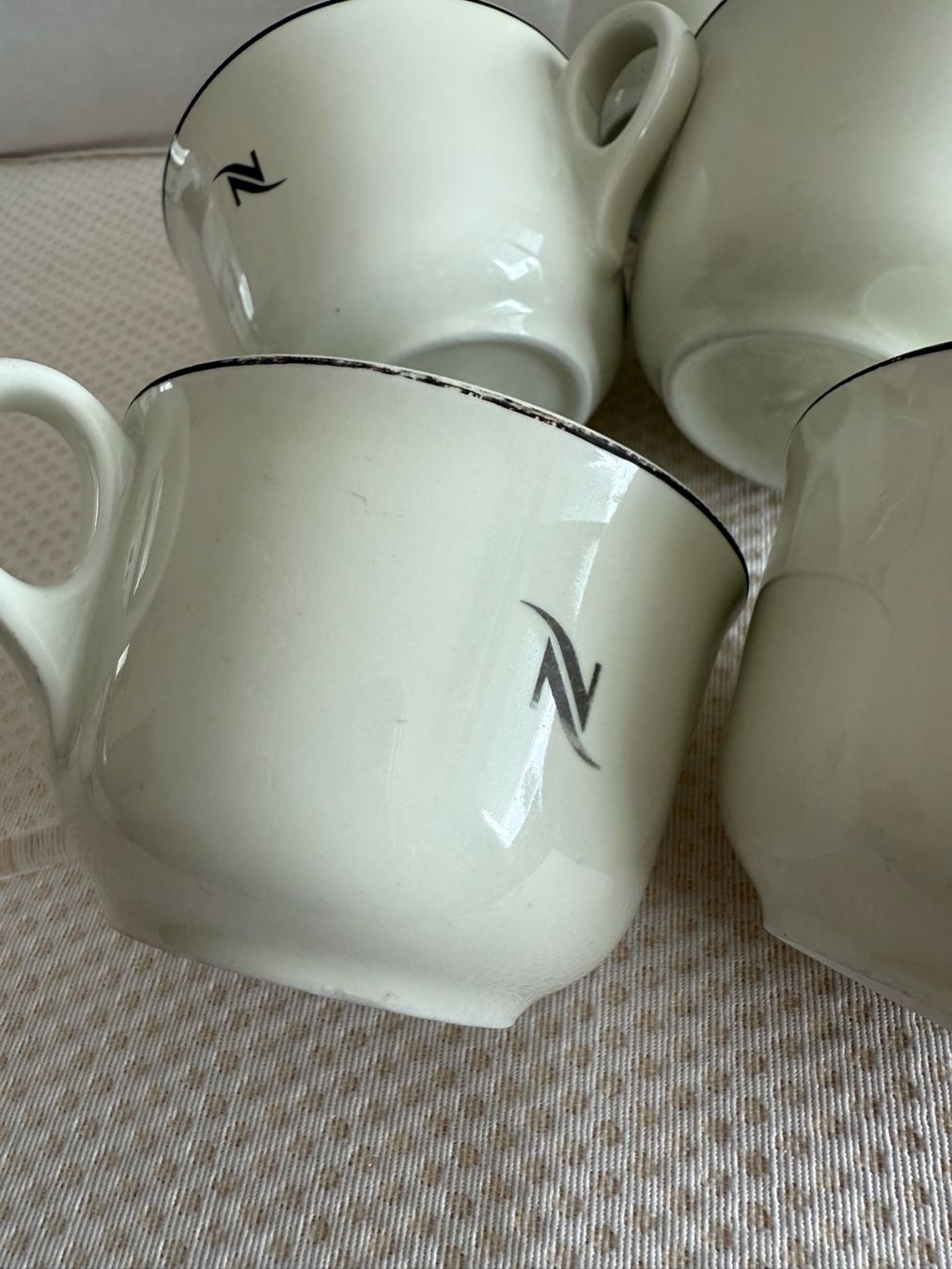 Nespresso Tazze: Nespresso - N - tasses cappuccino – Usato da Sion venduto da accroshoes 7