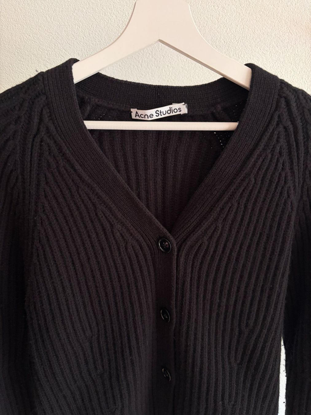 Acne Studios Jacken: ACNE STUDIOS STRICKJACKE SCHWARZ GRÖSSE M – Gebraucht aus Zürich von joh_z2vz 1