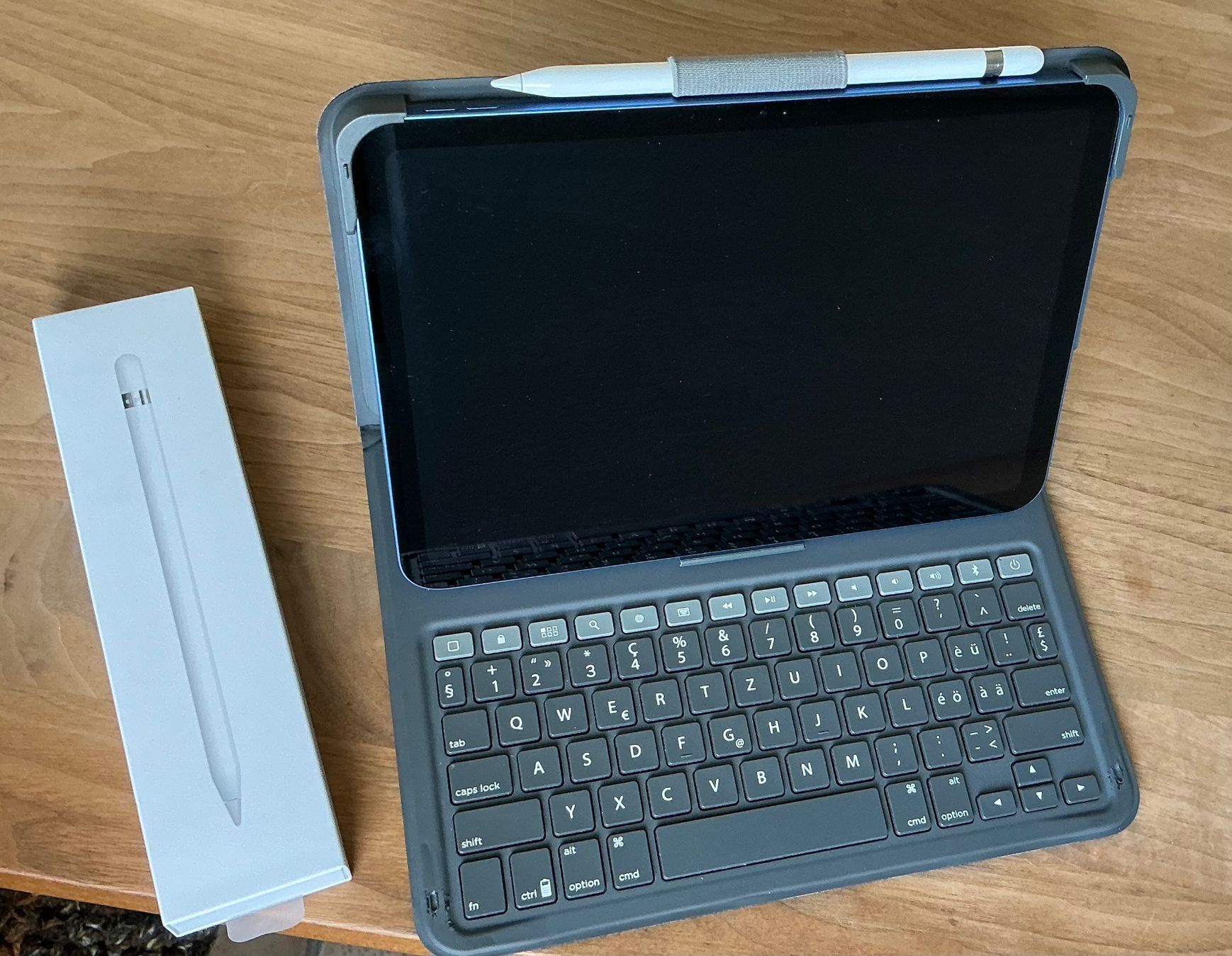 Apple Tablet PC: iPad 10th Generation (2022), blau, 64GB – Nuovo (secondo la descrizione) da Bünzen venduto da Sinakus