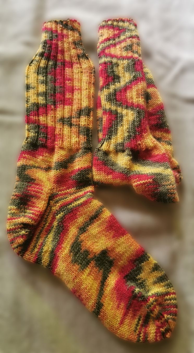 Calze: Handgestrickte Socken – Nuovo (secondo la descrizione) da melchtal venduto da strickerin