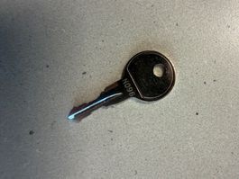 THULE SCHLÜSSEL N096 / THULE KEY N096