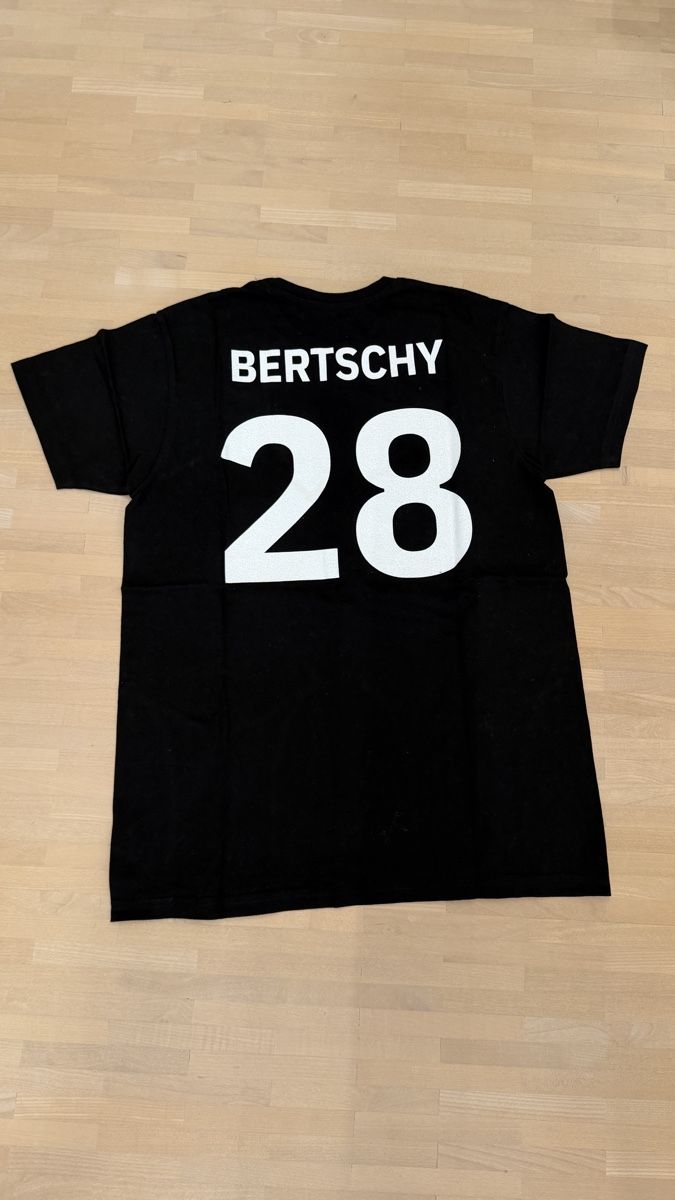 T-shirt: T-Shirt BERTSCHY 28 schwarz Grösse S  – Nuovo (secondo la descrizione) da Ueberstorf venduto da amiraschaller 1