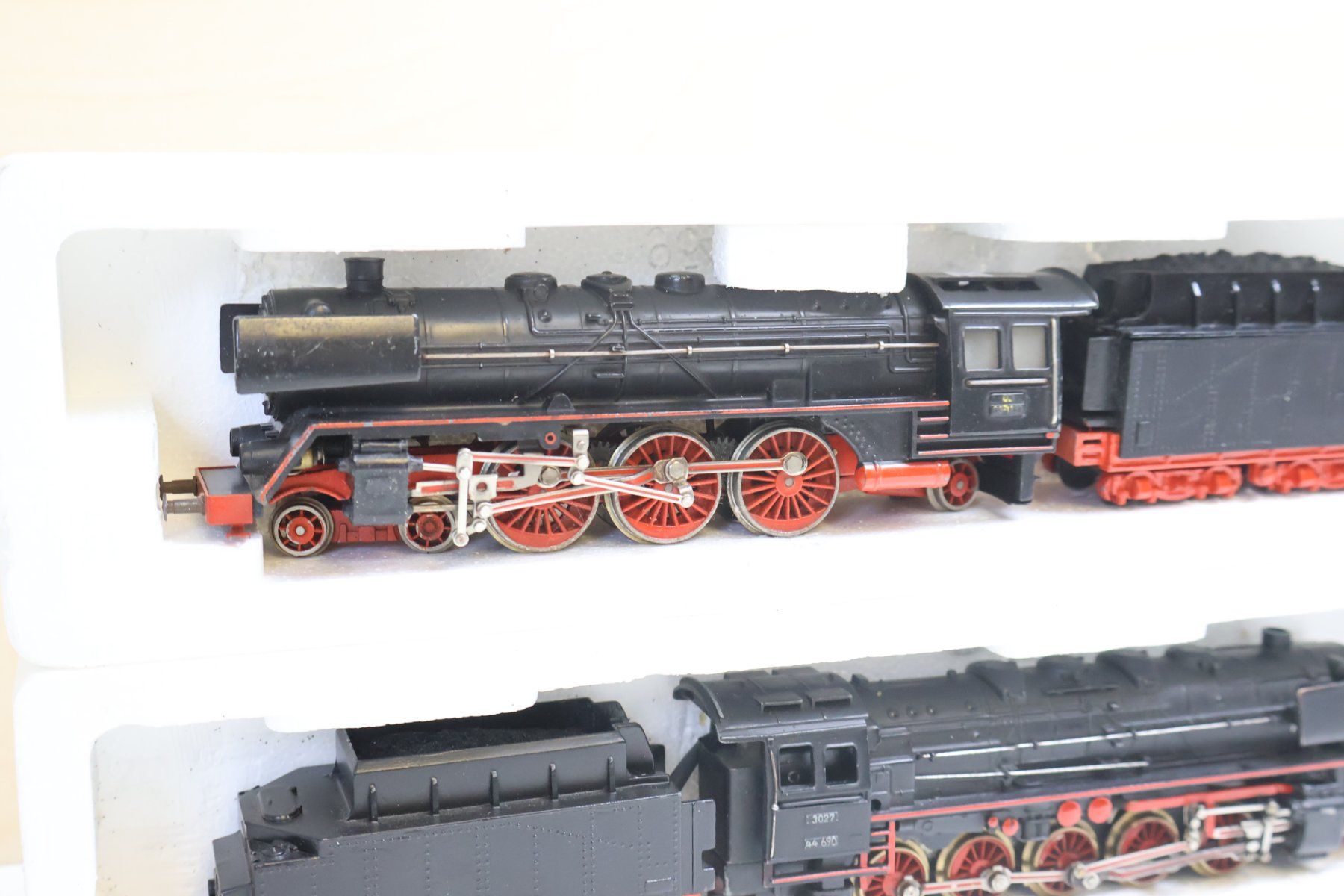 Fleischmann Modelleisenbahnen: Fleischmann/Hamo 2 x grosse & schöne Dampflok - H0 DC – Gebraucht aus Winterthur von Monstera 6