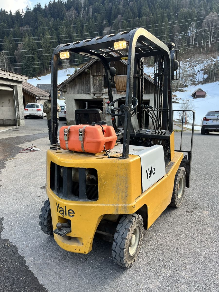 Gabelstapler & Hubwagen: Gabelstapler 1.5 T – Gebraucht aus Flumserberg Bergh von Gadip 5