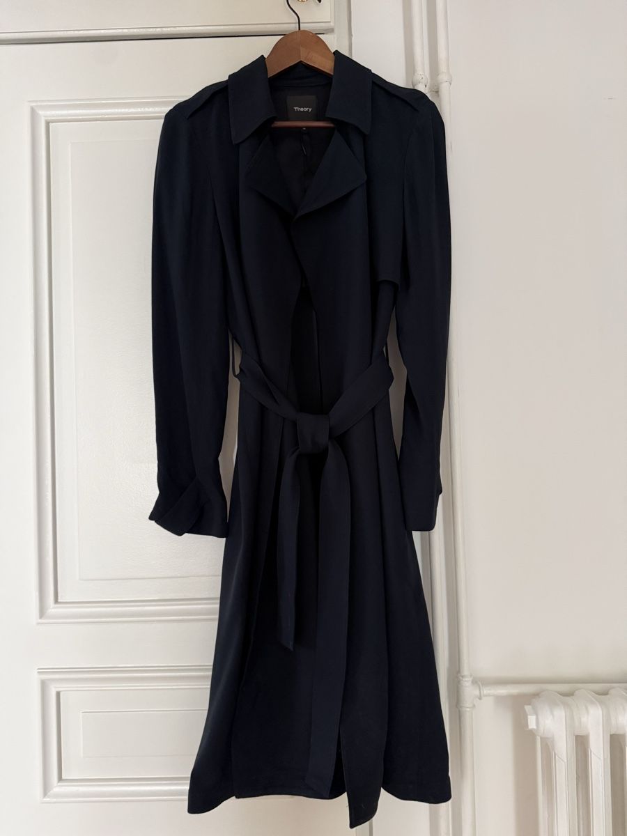 Theory Giacche: Theory trenchcoat  – Nuovo (secondo la descrizione) da Genève venduto da din_8xv2