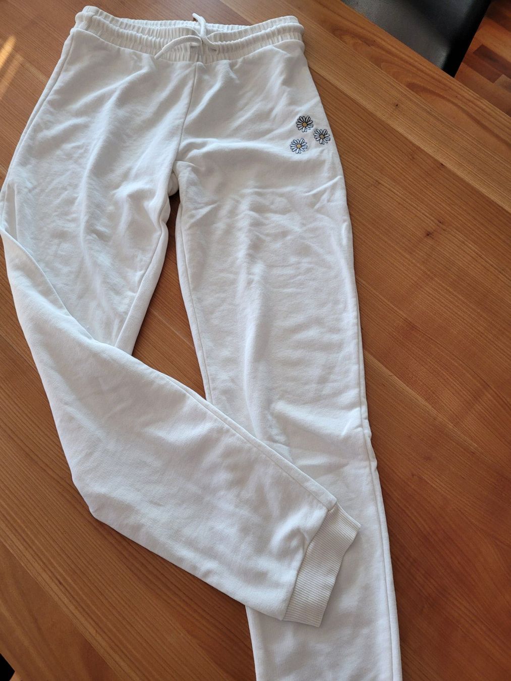 C&A Pantaloni: Trainerhose Gr. XS – Usato da Ruswil venduto da Johri